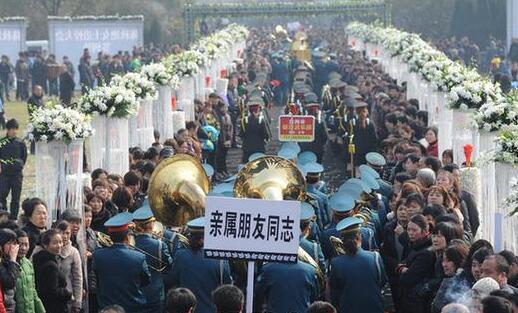 梦见死人来家里