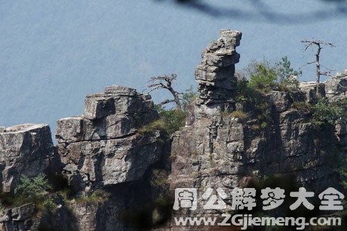 高山上有石头