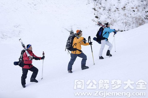 梦见雪地行走困难