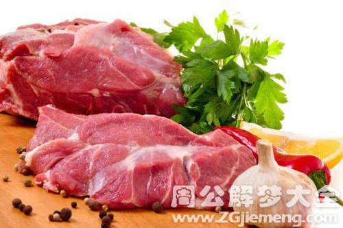 梦见过年回家买猪肉